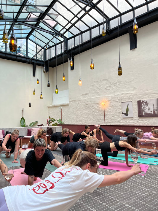 WINE YOGA - 23/7